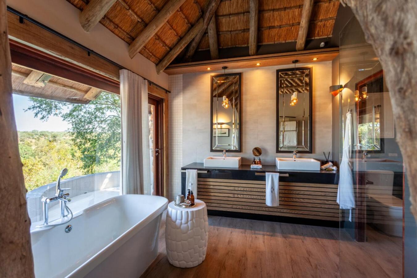 Leopard Hills Private Game Reserve サビ・サンド動物保護区 エクステリア 写真